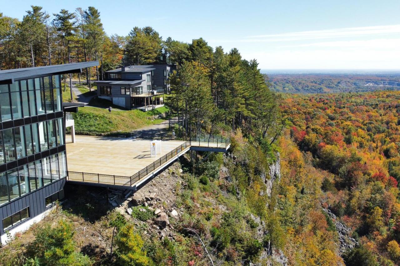 Auberge De La Montagne Coupee Saint Jean De Matha Buitenkant foto